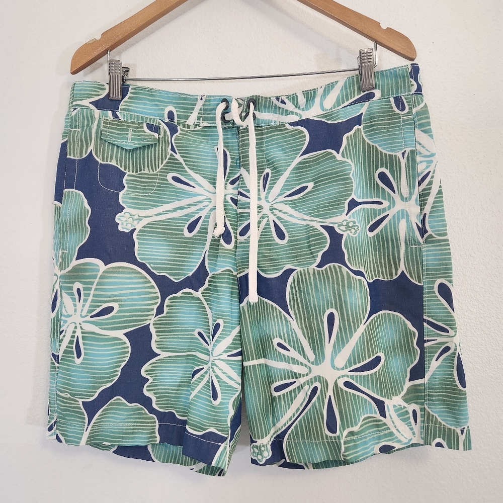 Tommy Bahama Swim Trunks Mens M Floral Tropical Hawaiian Bathing Suit Relax